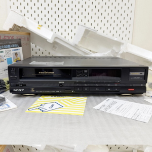 1997年索尼SONY SL-F205 BETA磁带录像录音机
