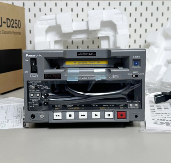 1998年松下PANASONIC AJ-D250 DVCPRO磁带专业录音机