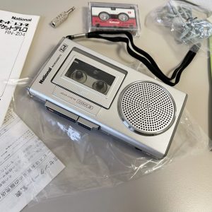 全新1988年松下NATIONAL RN-Z04 微型磁带随身听 早录音机型