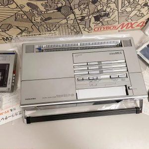 全新1982年东芝TOSHIBA MA 4立体声微型磁带+收音+彩电机