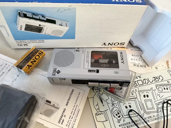 全新1984年索尼SONY M-10 微型磁带机 跳跃回放外放机型