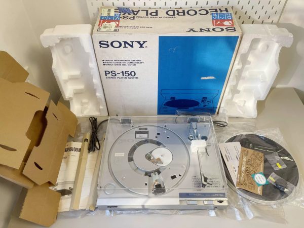 全新1981年索尼SONY PS-150 黑胶唱机 直驱内置唱放机型