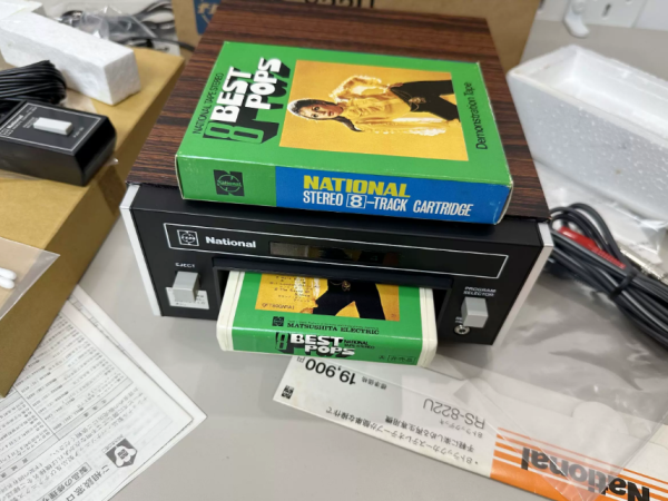 全新1976年松下NATIONAL RS-822U八轨磁带机怀旧收藏机型