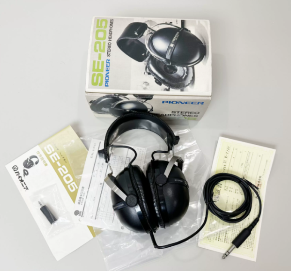 先锋PIONEER SE-205 头戴耳机 复古监听立体声耳机