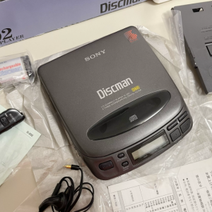 1991年索尼SONY D202 CD随身听 重低音线控机型