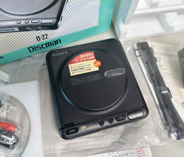 1989年索尼SONY D12/D22 CD机随身听 大推力机型