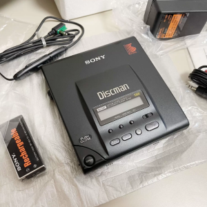 1990年索尼SONY D303 CD随身听 LSI重低音光纤机皇