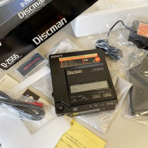 1989年 索尼SONY D-Z555 DSP调节CD随身听 超级机皇