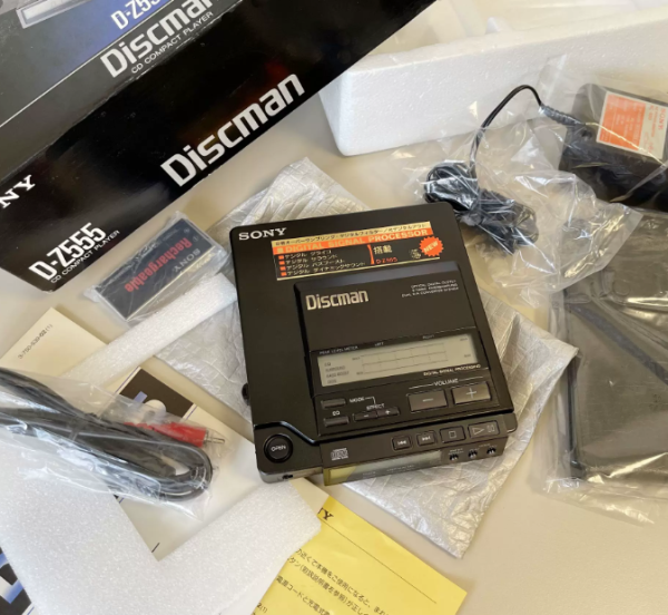 1989年 索尼SONY D-Z555 DSP调节CD随身听 超级机皇