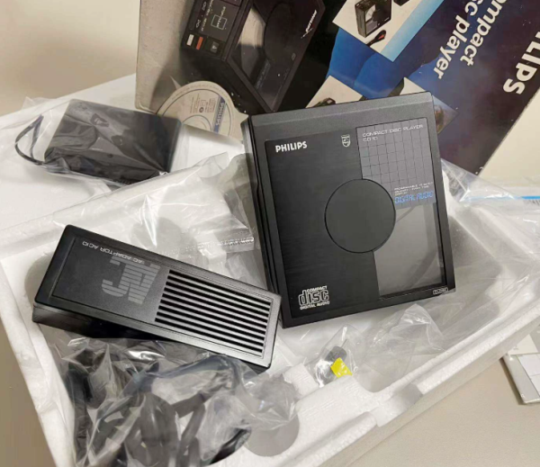 1985年飞利浦PHILIPS CD10 CD随身听 高解析超级机皇