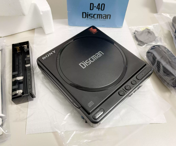 1988年索尼SONY D40 CD随身听 全金属大推力经典机型