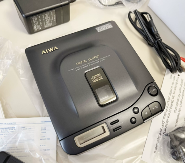 1989年爱华AIWA DX-P50 CD随身听DSL+DAT转录模拟王