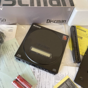 1991年索尼SONY D-J50 CD随身听 全金属超薄至尊机皇
