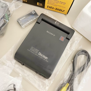 1991年索尼SONY DATA DISCMAN DD10BZ 电子阅读器