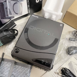 1988年飞利浦PHILIPS D6800 CD随身听 超大推力机皇