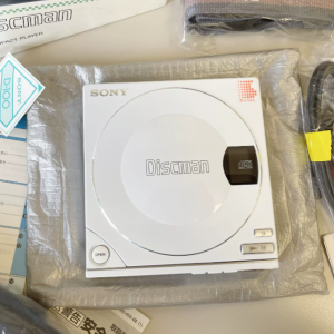1986年索尼SONY D100/D10 CD随身听 绝鼎级白色机皇