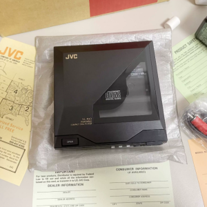 1986年胜利VICTOR(JVC) XL-R10K CD随身听 超级机皇