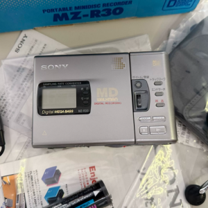 1997年索尼SONY MZ-R30 MD随身听 大推力录音机型
