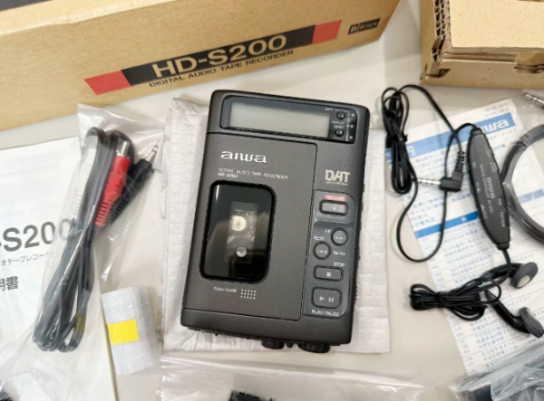 1995年爱华AIWA HD-S200 DAT数码磁带随身听终极机皇