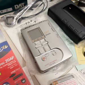1997年索尼SONY PCM-D100 DAT磁带随身听 终极机皇