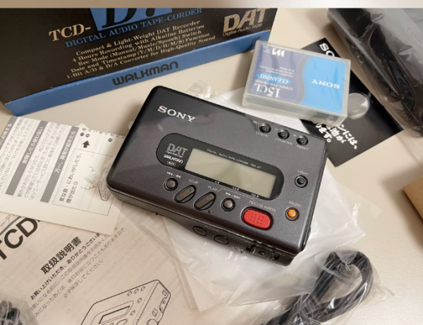 1993年索尼SONY TCD-D7 DAT磁带随身听 高音质录音机