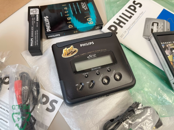 1994年飞利浦PHILIPS DCC134 DCC磁带机超级录音机型