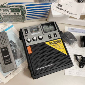 1973年三洋SANYO RP-7700 移动分体式超级旗舰收音机