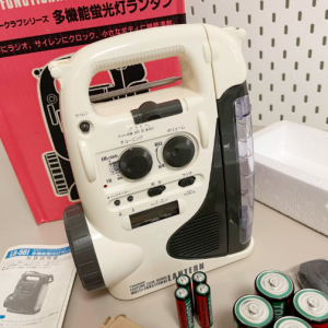 日本双鸟TWINBIRD LS561收音机+手电筒+荧光灯一体机