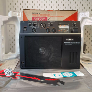 1977年索尼SONY ICF-9090 内置吉他放大器旗舰收音机