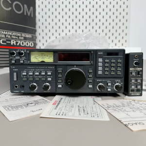 1986年日本ICOM R7000 多频收音机 综合发射器套装