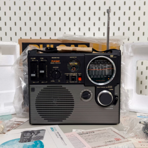 1975年三洋SANYO RP8700 多功能六频BCL外放收音机