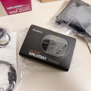 1992年索尼SONY WM-GX50 磁带随身听 全金属收音机型