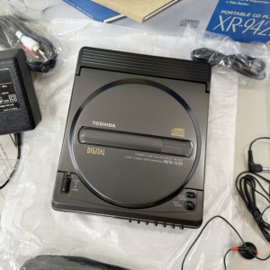 1986年东芝TOSHIBA XR-9421 CD机随身听初代大推力机