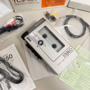 1983年索尼SONY TCS-350 磁带随身听 外放录音机型