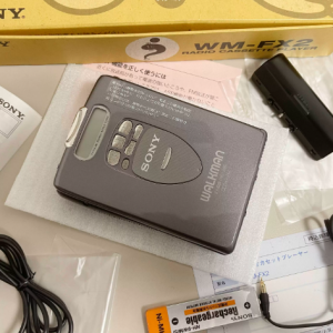 1995年索尼SONY WM-FX2 磁带随身听 超薄收音机型