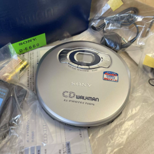 2000年索尼SONY D-E660 CD随身听时尚抗震长续航机型
