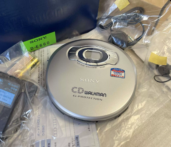 2000年索尼SONY D-E660 CD随身听时尚抗震长续航机型