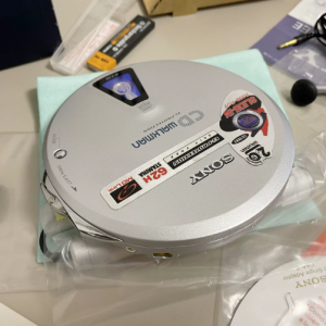 1999年 索尼SONY D-EJ01/E01 CD机随身听 吸入式机皇