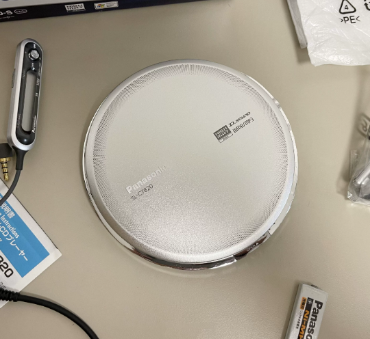 2004年松下PANASONIC CT820 CD随身听全金属超薄机型