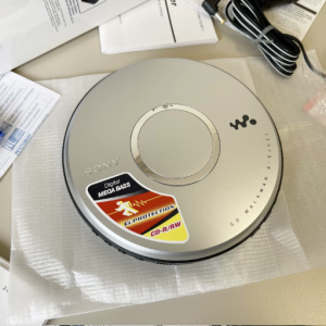 2006年索尼SONY EJ021/011 CD机随身听 末代经典机型