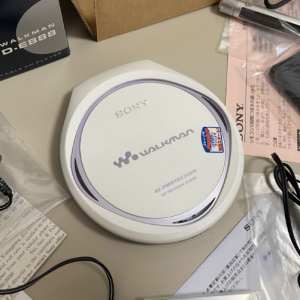 2000年索尼SONY D-E888 CD随身听陶瓷金属超薄抗震机