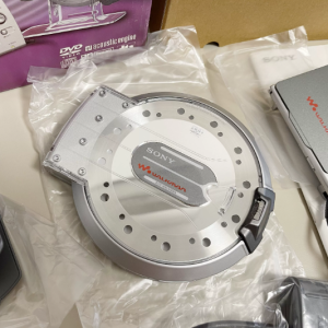 2001年索尼SONY D-VM1 CD随身听 全功能超级巨无霸