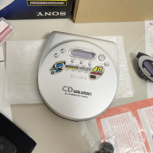 1999年索尼SONY D-E880/815 CD随身听抗震MDLINK机型