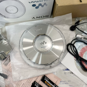 2003年索尼SONY D-NE1 CD随身听 超续航镜面全能机皇
