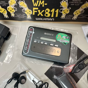 1995年索尼SONY WM-FX811 磁带随身听全金属收音机型