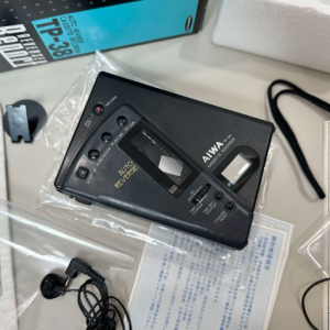 1989年爱华AIWA TP-38 磁带随身听 金属提拉麦外放机