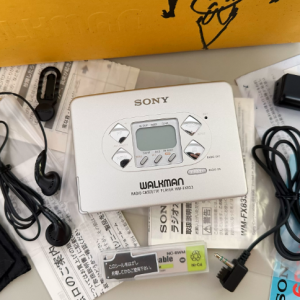 1996年索尼SONY WM-FX833磁带机长续航多音效收音机
