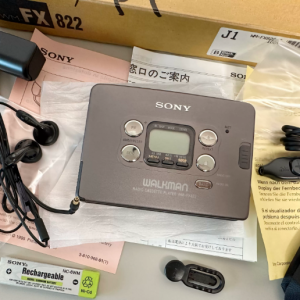 1995年索尼SONY WM-FX822 磁带随身听闹钟重低音机型