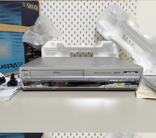 2004年胜利VICTOR HM-DHX2 D-VHS 录像录音末代机皇