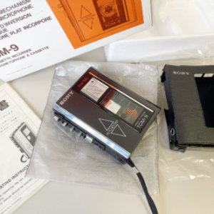 1982年索尼SONY TCM-9 磁带随身听 外置扬声器录音机型